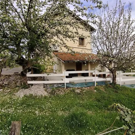 Domaine De Loli Сasa de vacaciones *